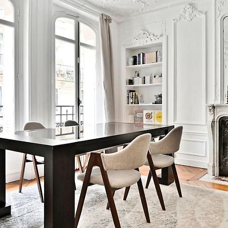 Appartement Haussmannien 17Eme Arrondissement ปารีส ภายนอก รูปภาพ