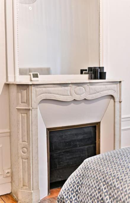 Appartement Haussmannien 17Eme Arrondissement ปารีส ภายนอก รูปภาพ