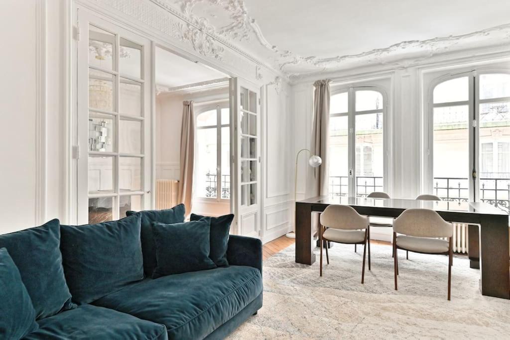 Appartement Haussmannien 17Eme Arrondissement ปารีส ภายนอก รูปภาพ