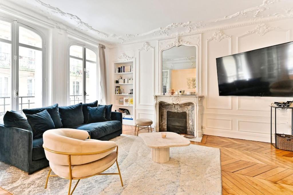 Appartement Haussmannien 17Eme Arrondissement ปารีส ภายนอก รูปภาพ